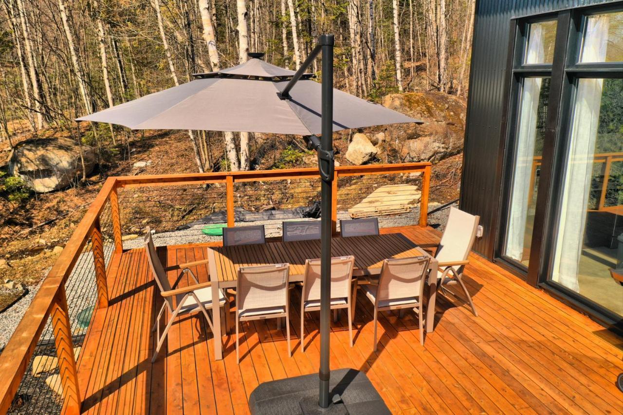 Kallm-Mont-Tremblant Chalet With Hot Tub, Pond & Beach On Private 7Acre Estate Lac-Superieur Dış mekan fotoğraf