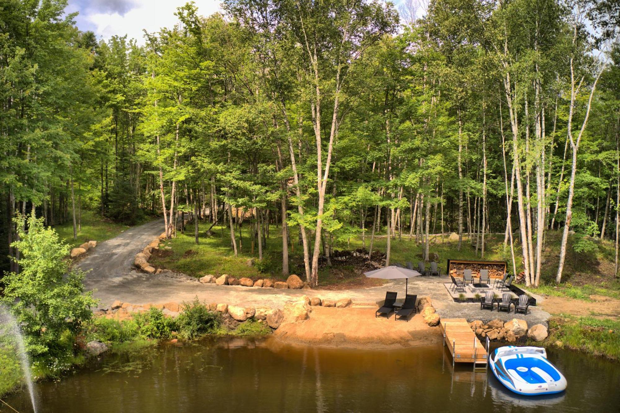 Kallm-Mont-Tremblant Chalet With Hot Tub, Pond & Beach On Private 7Acre Estate Lac-Superieur Dış mekan fotoğraf