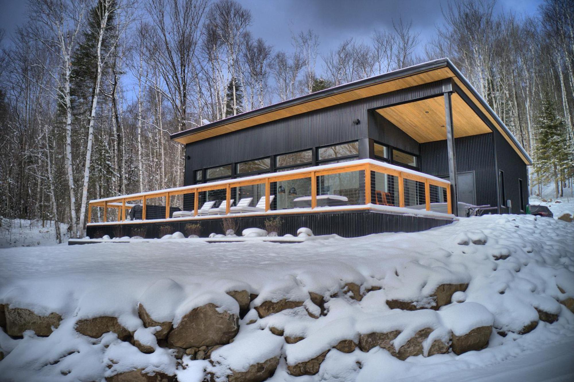 Kallm-Mont-Tremblant Chalet With Hot Tub, Pond & Beach On Private 7Acre Estate Lac-Superieur Dış mekan fotoğraf